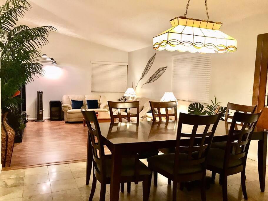 Pool House In Tropical Miami Vila Exterior foto